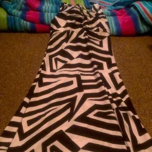 Sleeveless Dress. Size:5/6 (Girl)